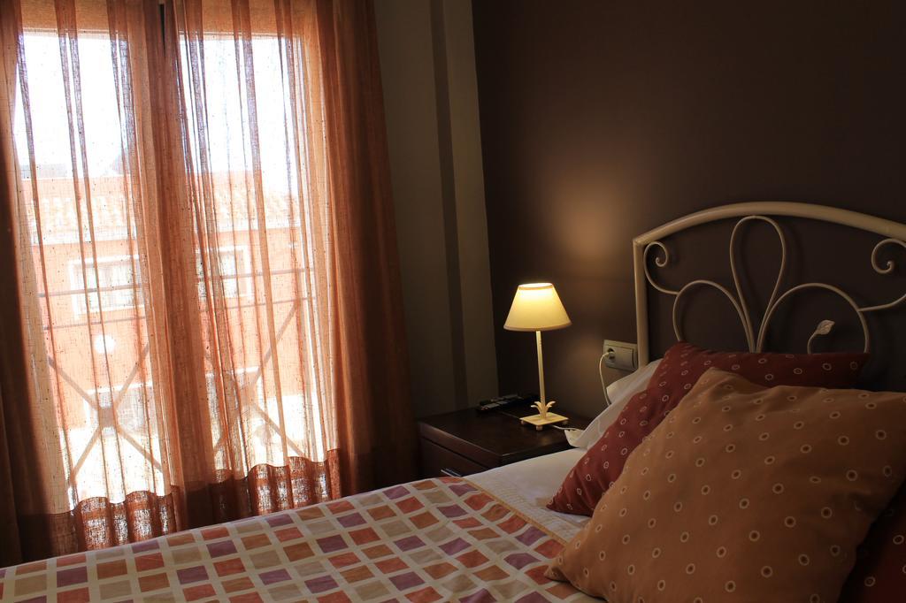 Hotel Restaurante El Tollo Утьель Экстерьер фото