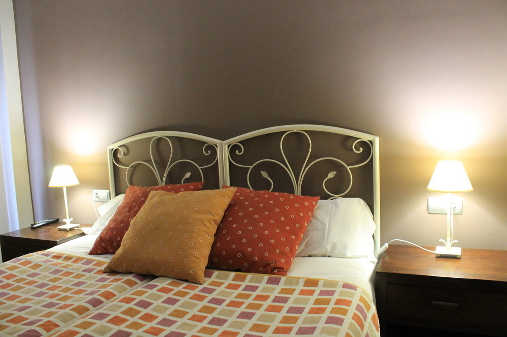 Hotel Restaurante El Tollo Утьель Экстерьер фото